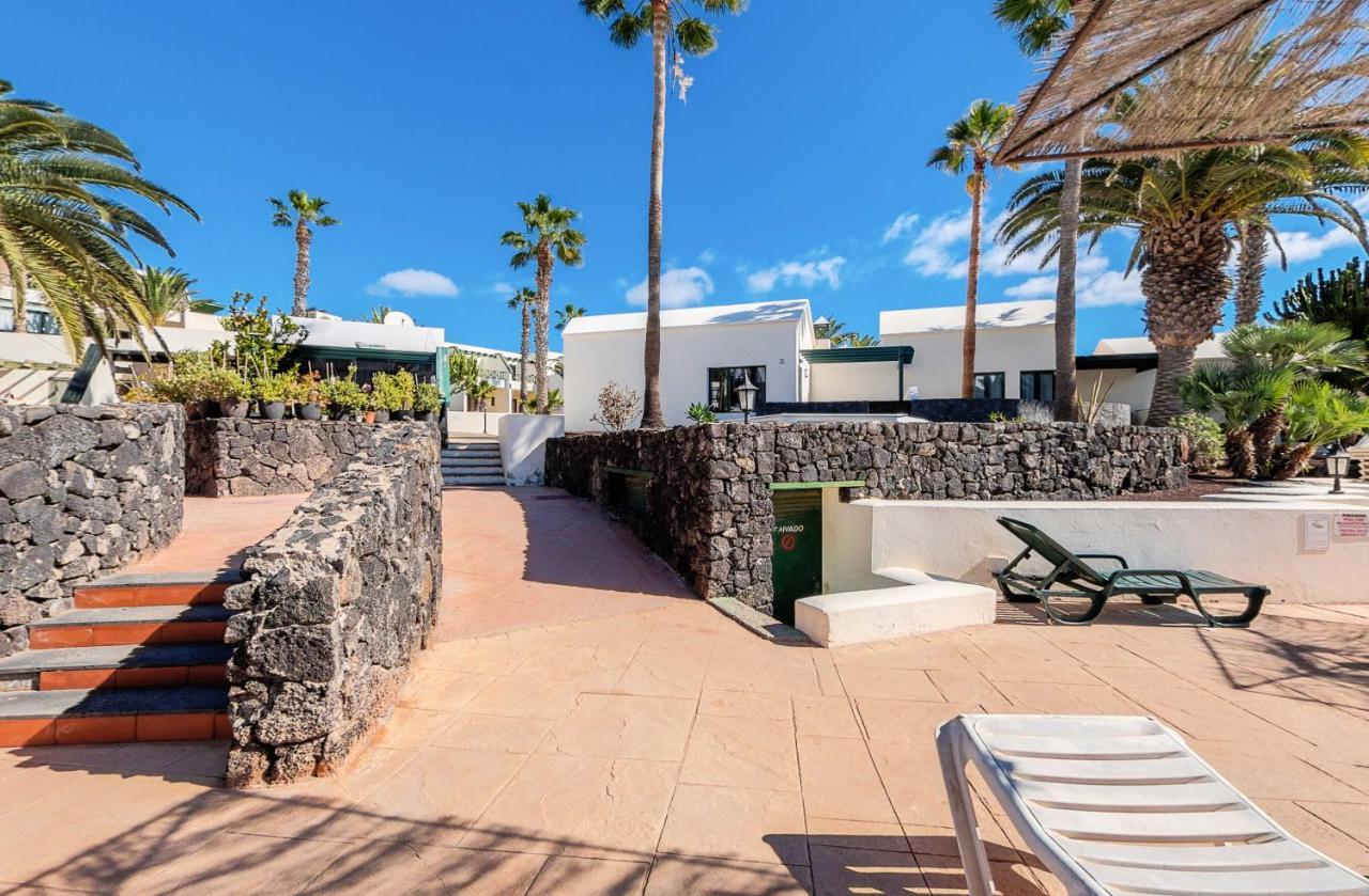Casa Atlantis Playa Roca Apartment Costa Teguise Exterior photo